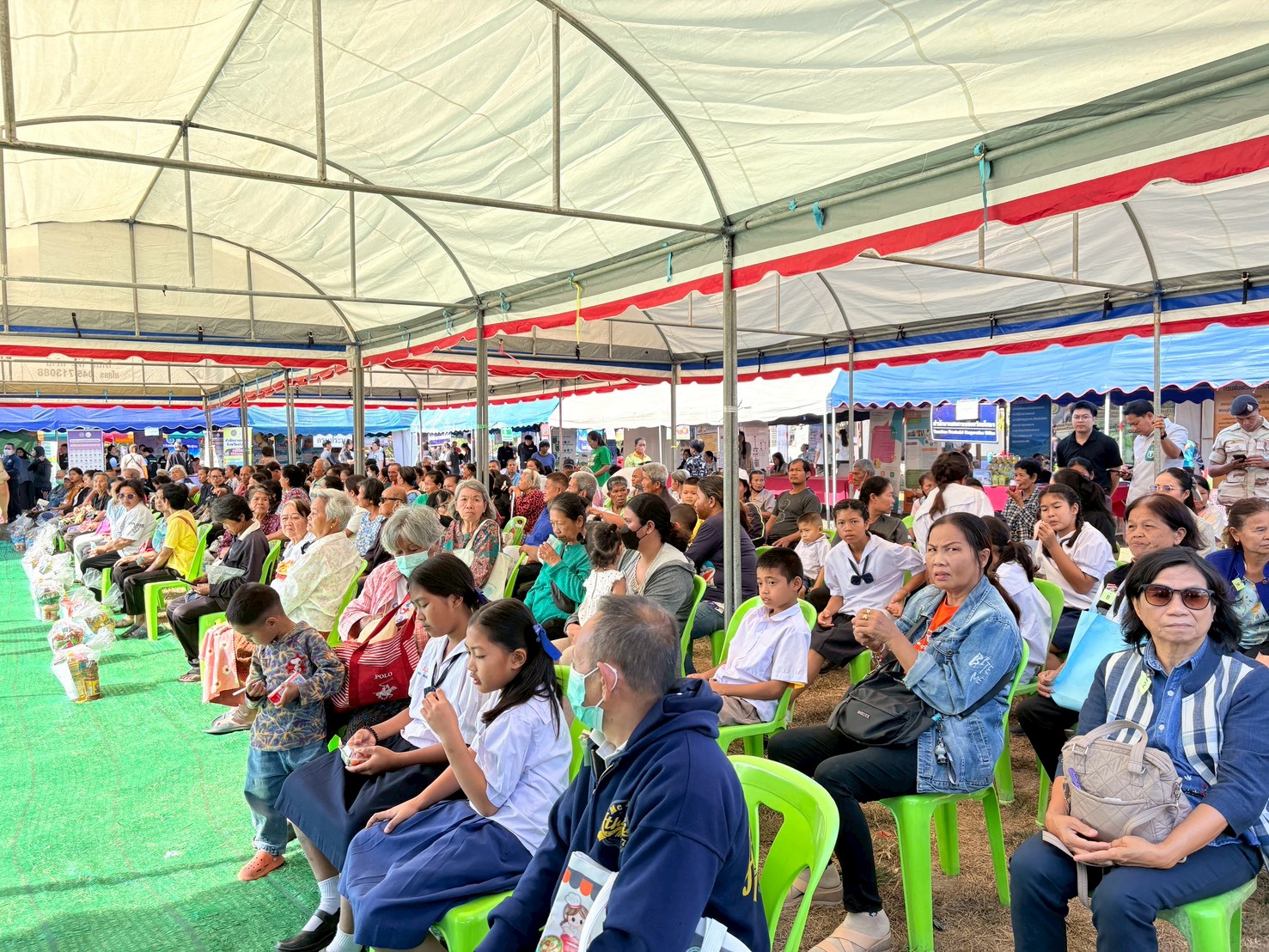 title - ส.ป.ก.ยโสธร ร่วมปฏิบัติงานหน่วยแพทย์อาสา สมเด็จพระศรีนครินทราบรมราชชนนี (พอ.สว.) ร่วมกับโครงการจังหวัดเคลื่อนที่  